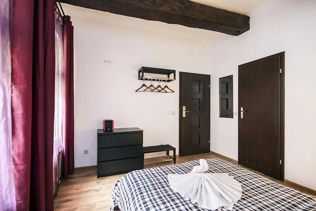 Happy 7 Hostel & Apartments Gdansk